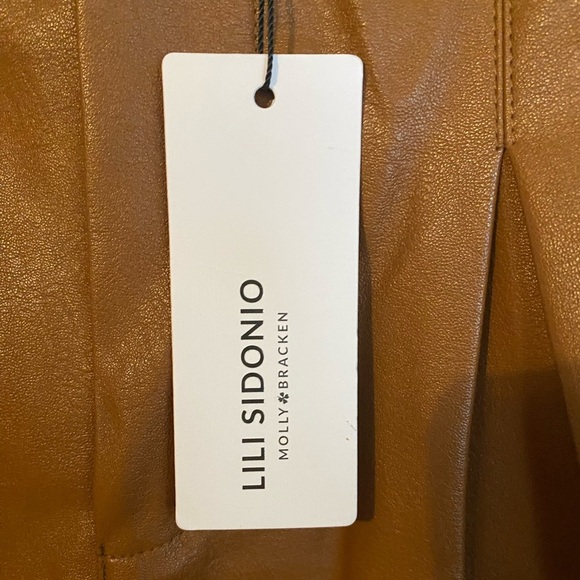 NWT Molly Bracken Faux Leather Shorts Size S - Picture 3 of 12